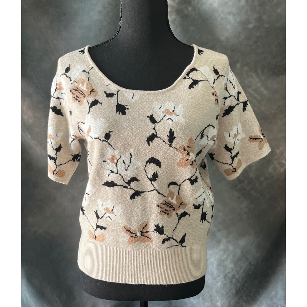 Elie‎ Tahari Women's Floral Knit Top Short Sleeve Sweater Beige Size Large